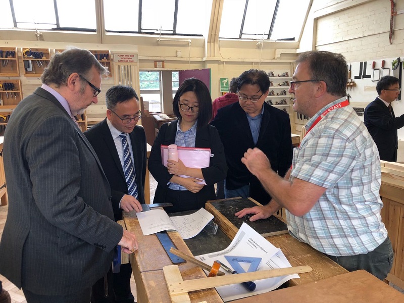 1537511010482237.jpg 英国NPTC2.jpg