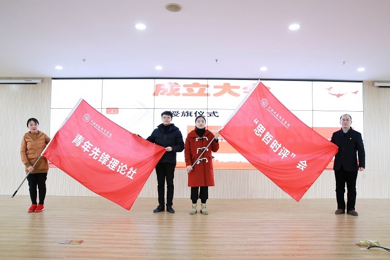 1545739386547296.jpg 1545739386547296.jpg