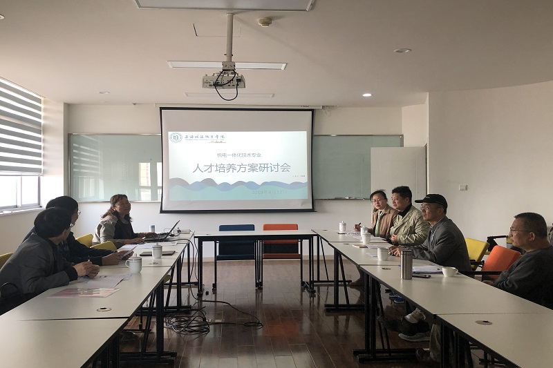 1555478626993576.jpg 834599dc633c604fbf3c3ee9410e27c.jpg