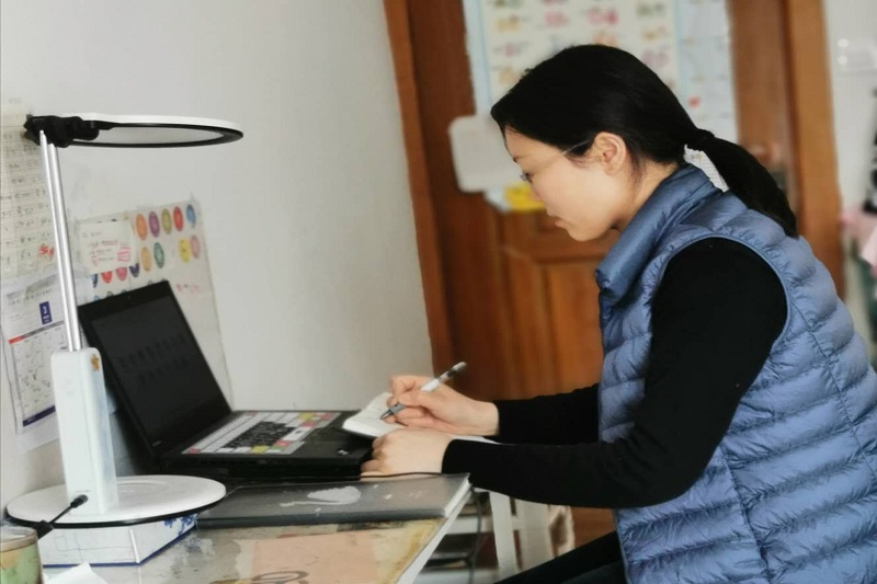 1585533769655138.jpg 王老师.jpg