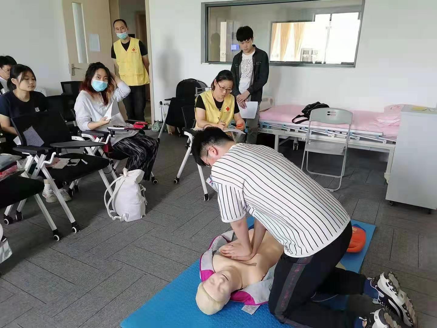 1622173976264894.jpg 急救知识培训.jpg