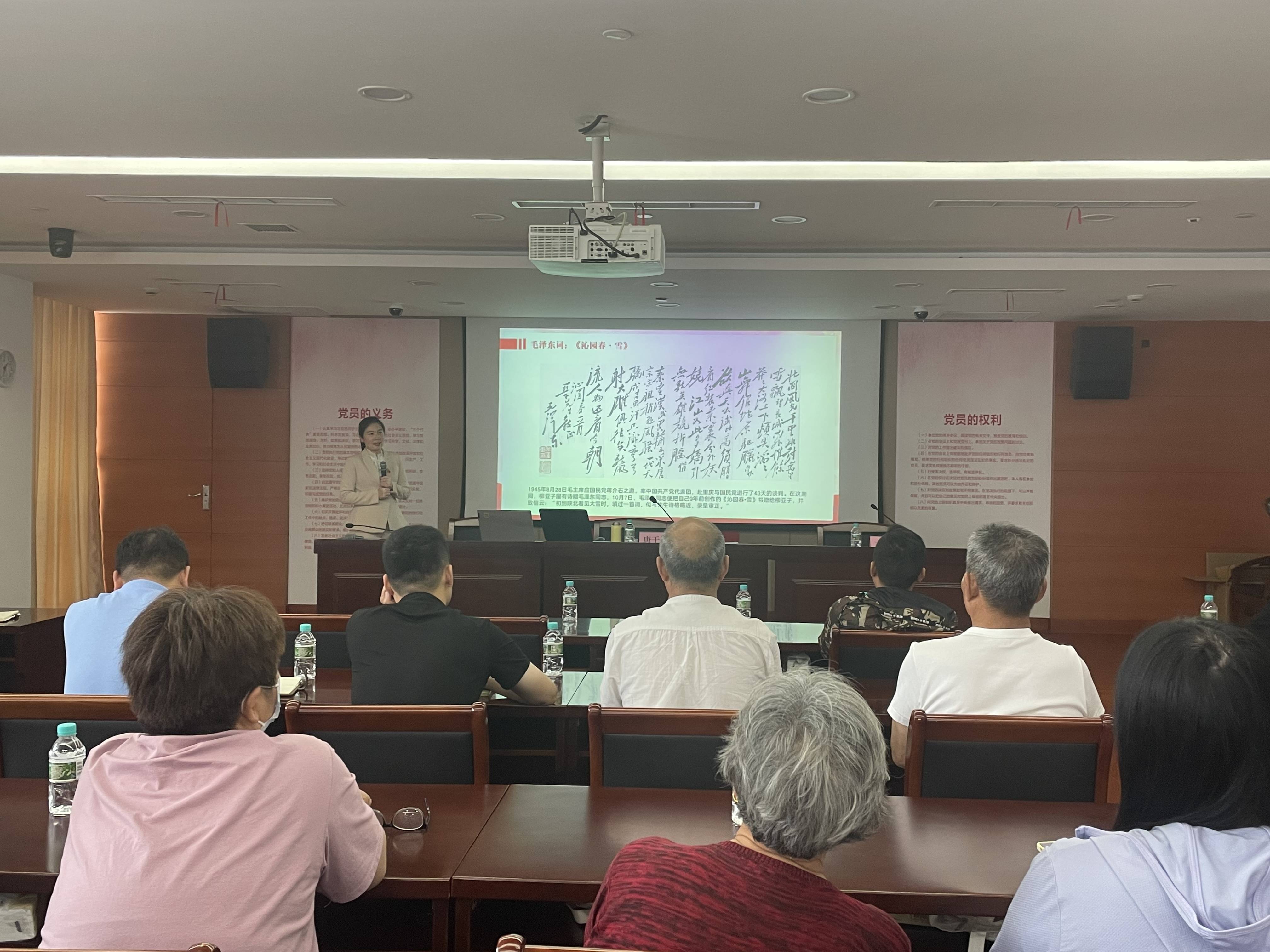 23.6.12唐干钧为马桥镇各村党员群众上党课(1).jpg