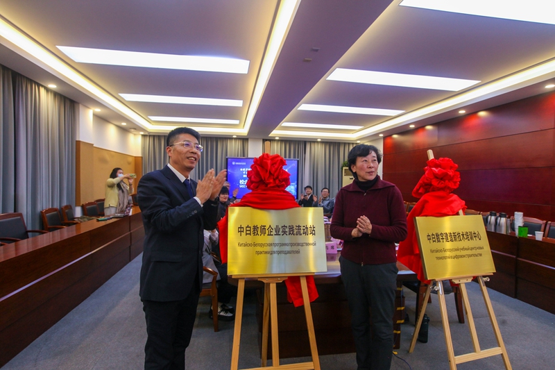 1703119105112573.jpg IMG_3358 - 副本.jpg