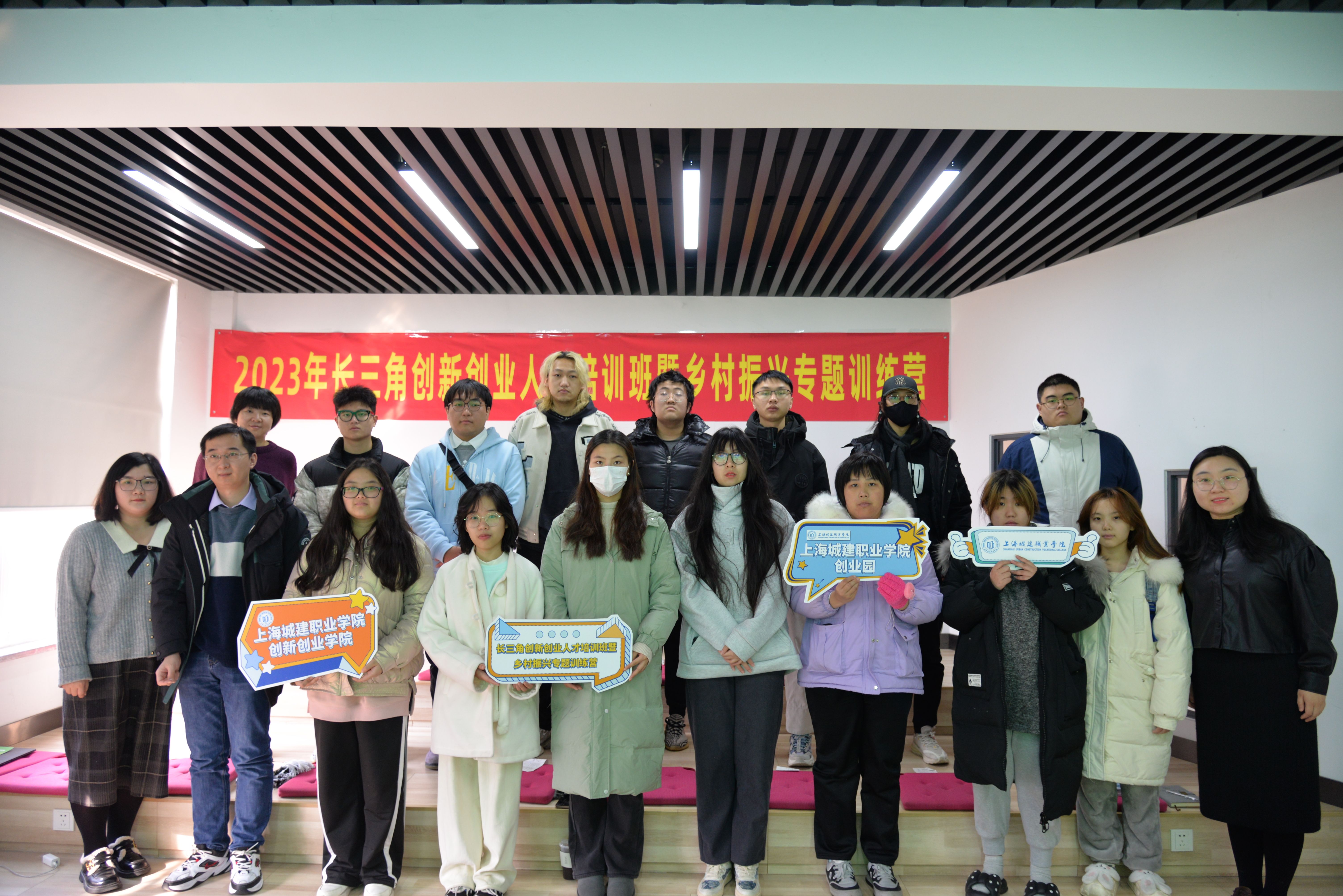 1709257882327093.jpg ebc7f2c8a0261e1984127d8cec66a75(1).jpg