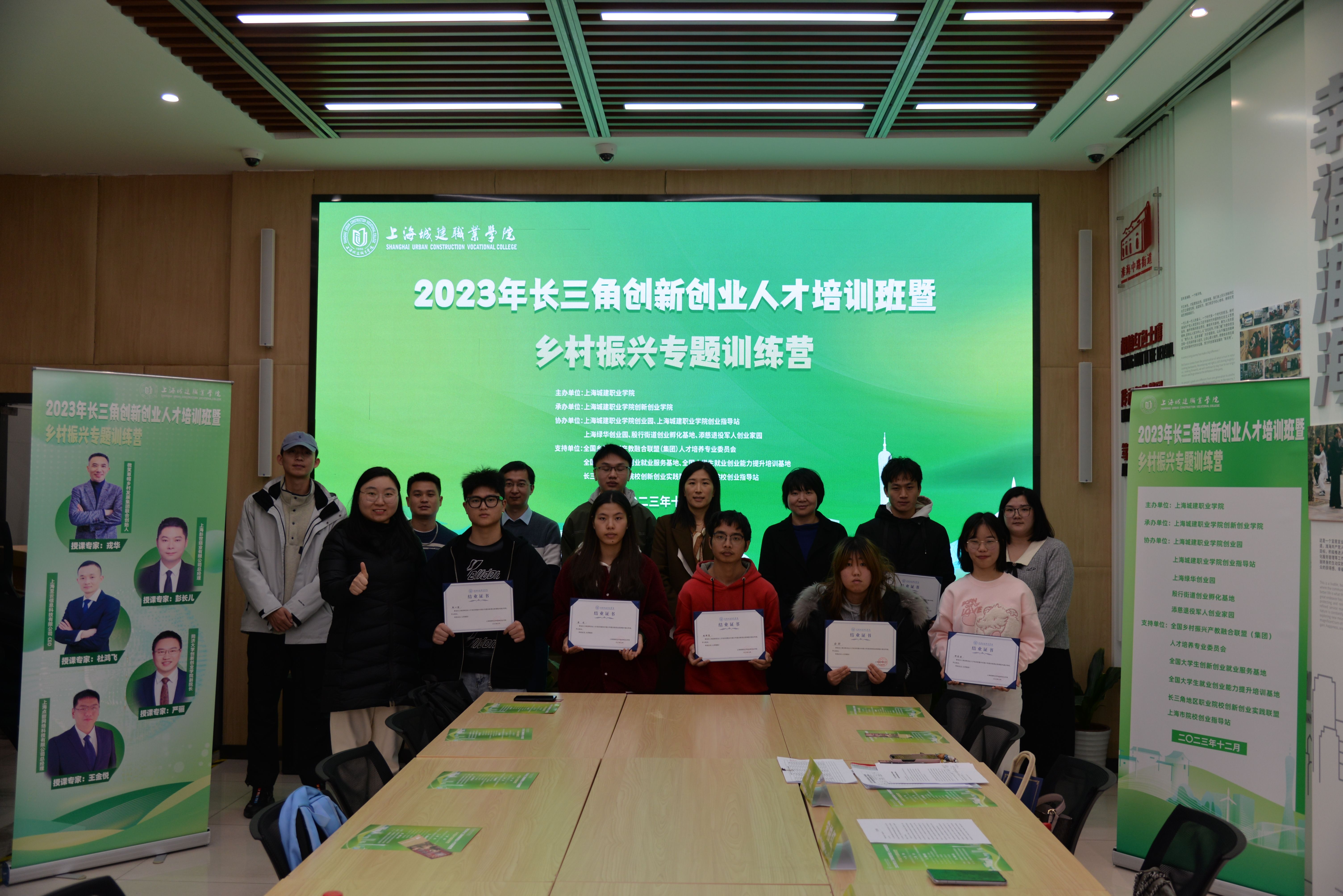 1709257952435244.jpg 48b35f8de48eb243a6eadfa3a1454b7(1).jpg