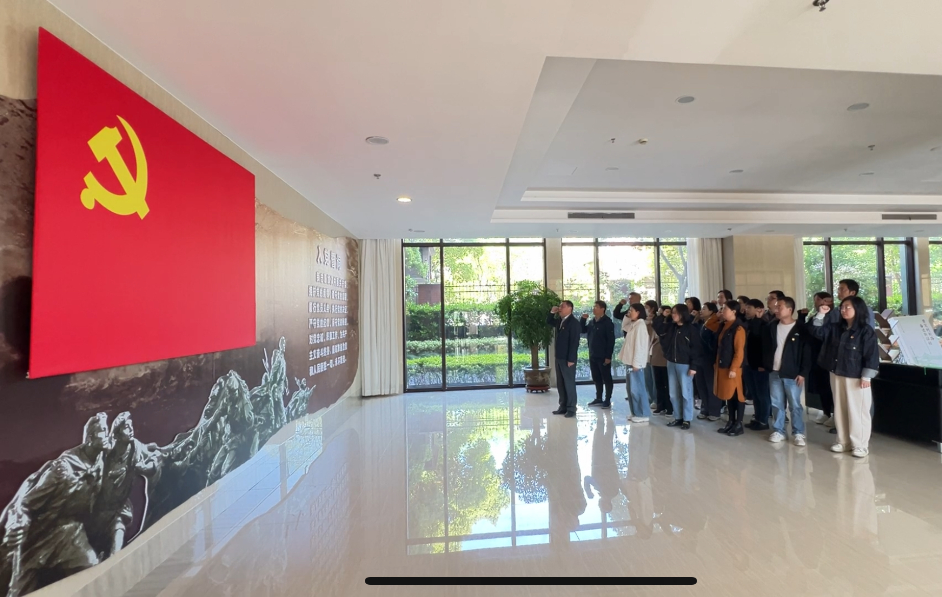 1713874799430383.jpg 7b7469176b75ae96cb17853ff1901b3.jpg