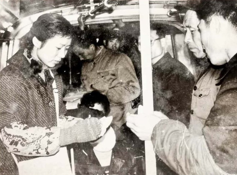 1724659981273000.jpg 郑亚琴.jpg