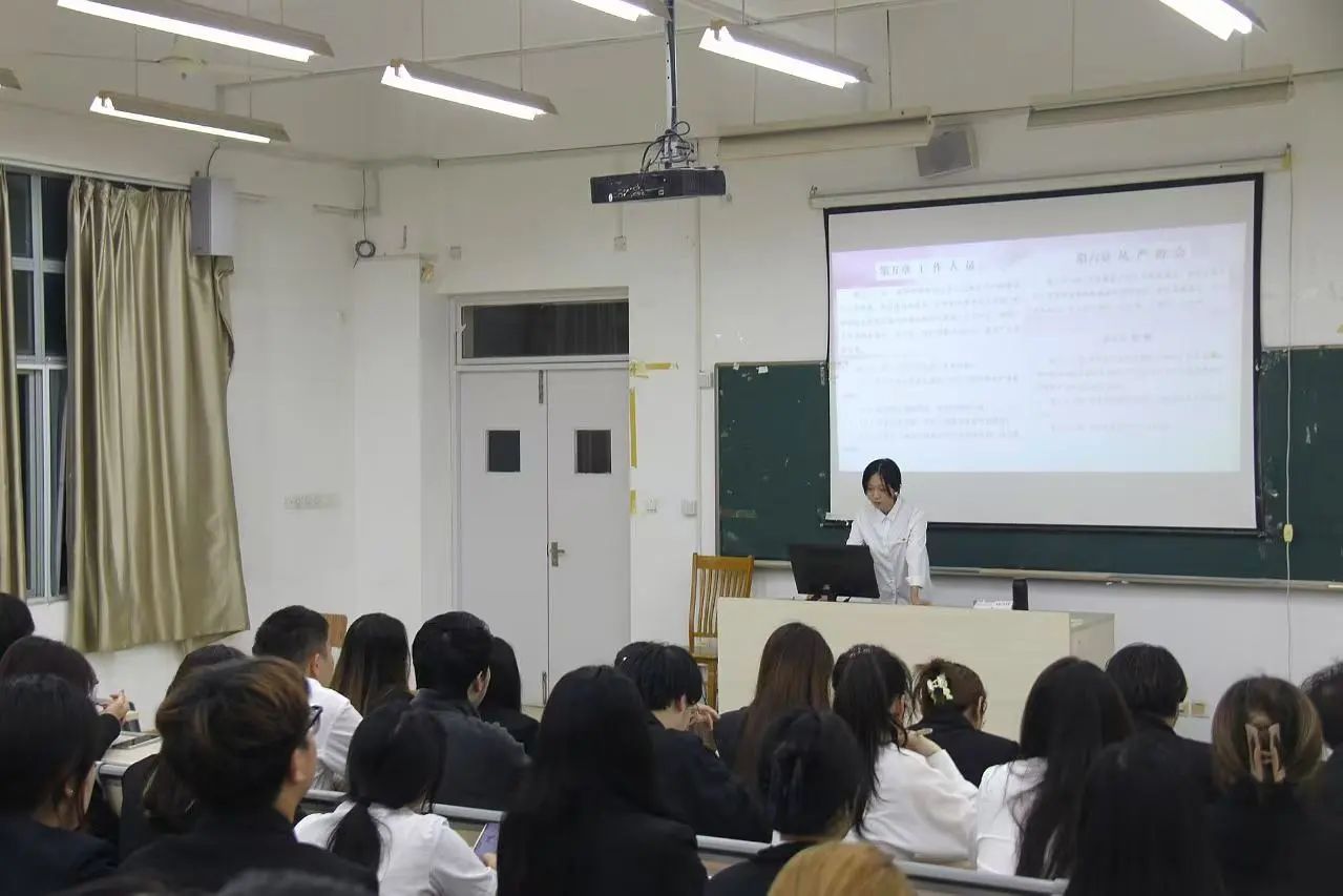 1731894164605395.jpg a2adbfbd6d8889220fe85b6903089c0e.jpg