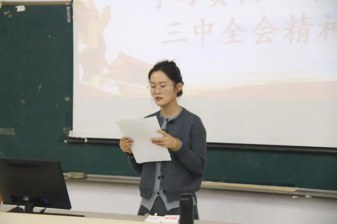 1731894197517692.jpg 11b5fd9cfbf862a38ce841ed3ac10ebd.jpg