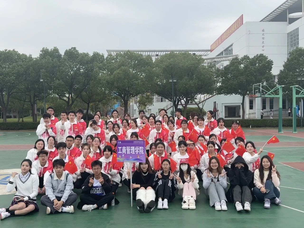 1731894873355732.jpg 968fa03549ca2f01f141fbbd3a83b3fa.jpg