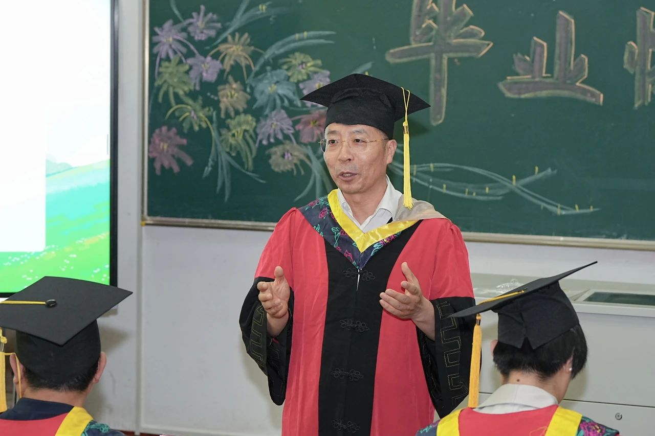 59c106a2fefda3221ad4612ab3134d67.jpg