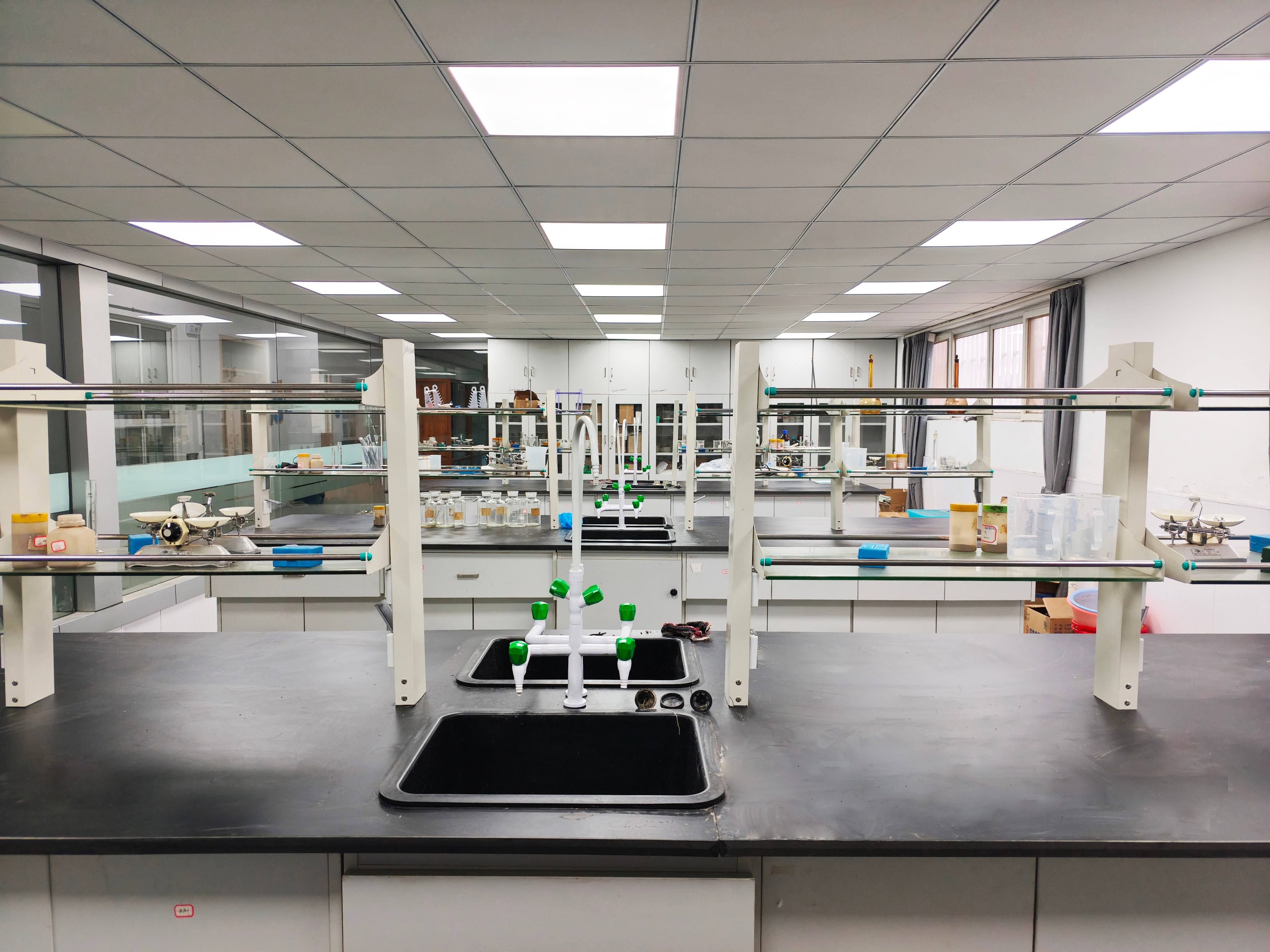 1760165312707824.jpg fad09400001577698040429b4f1f7b1(1).jpg