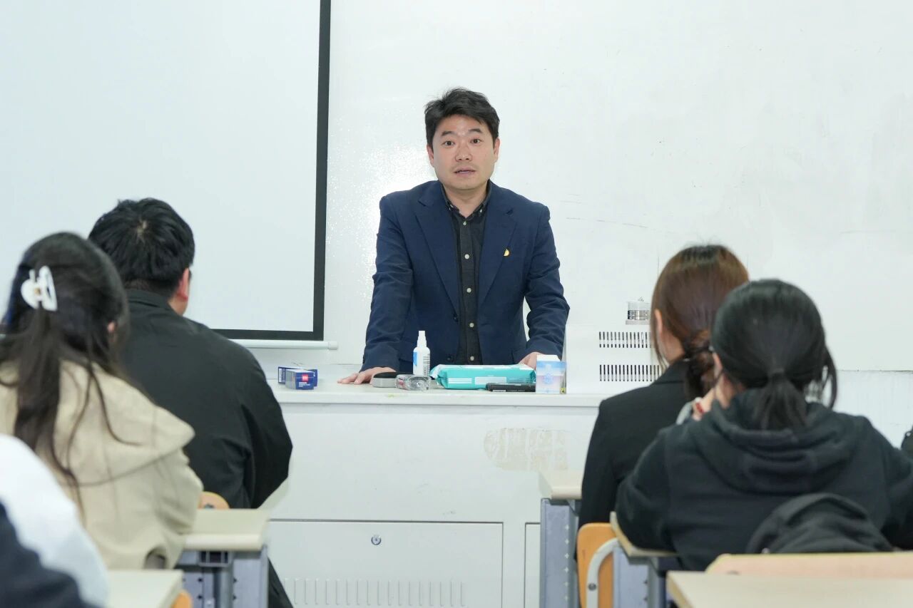 微信图片_2025-10-26_205757_329.jpg