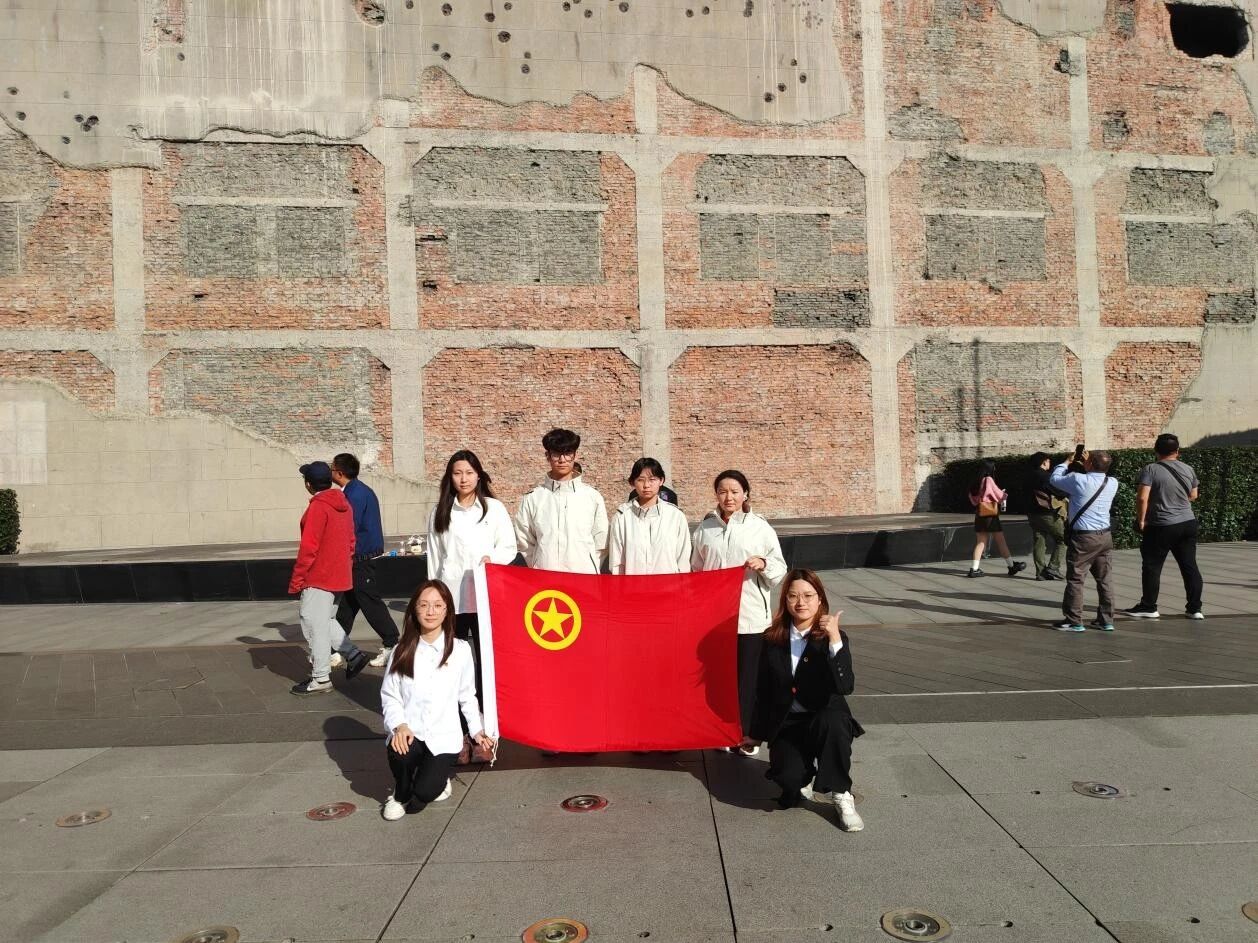 1762217354690365.jpg 299560731a9933f6be91b478a488d878.jpg