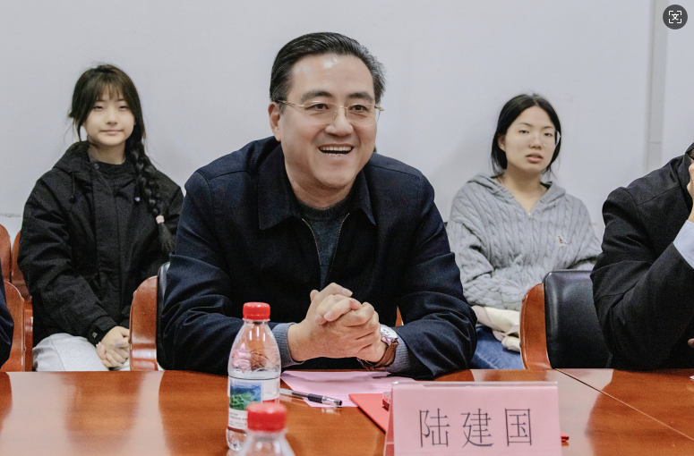 1765418869891124.png 1765418869891124.png