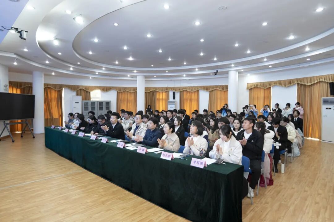 1766310613710140.jpg 640.jpg