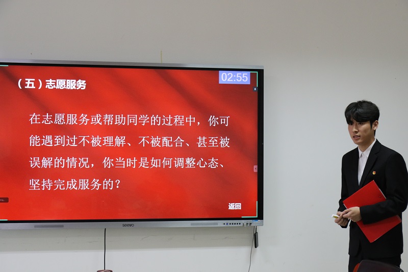黄伟明-1.jpg