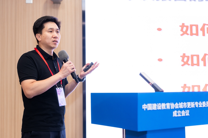 1790219697273833.jpg 李欣.jpg