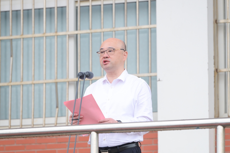 1790648578559728.jpg 张校长讲话1 - 副本.JPG